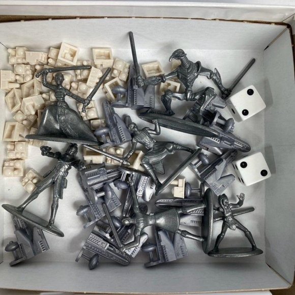 Star Wars The Clone Wars Monopoly Board Game 2008 Complete Parker Brothers - Picture 4 of 12